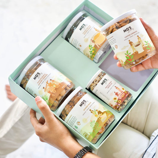 Mo's Classic Blue Luxury Gift Box | 900 g